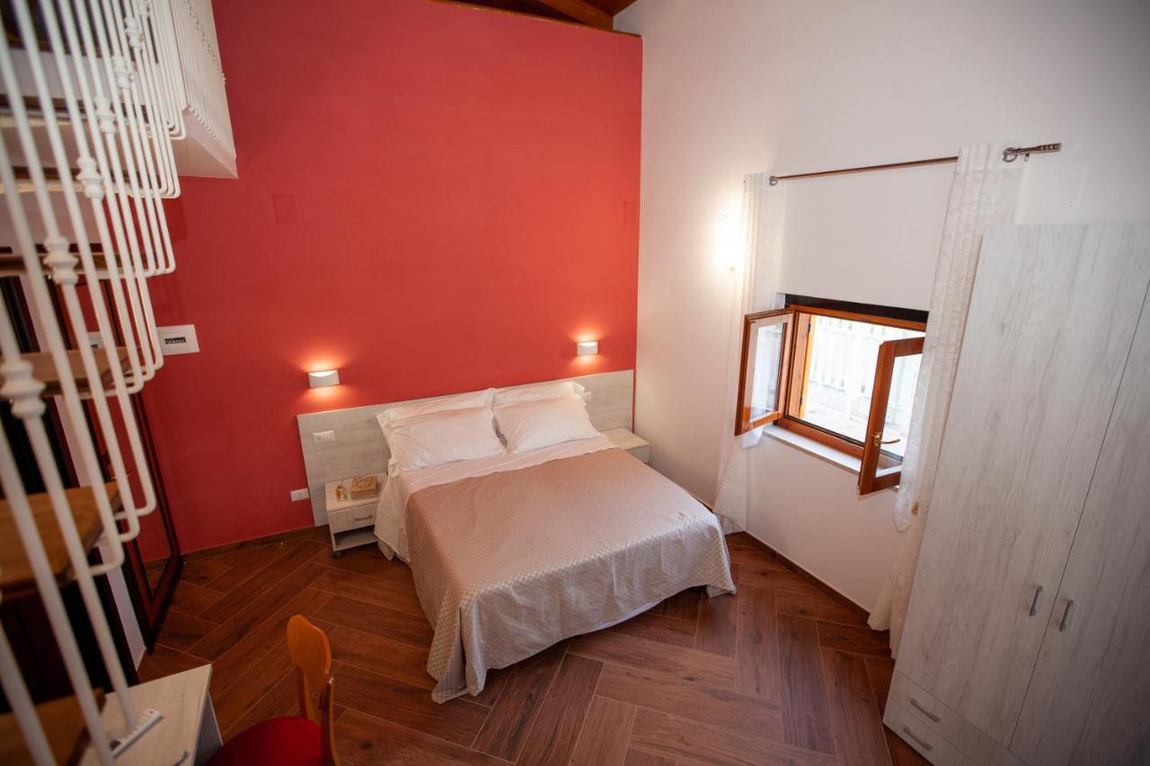 B&B Le Dee Di Paestum Esterno foto